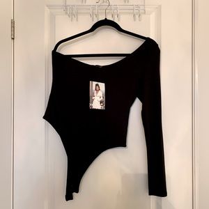 Naked Wardrobe One Sleeve Bodysuit - Blk sz XL
